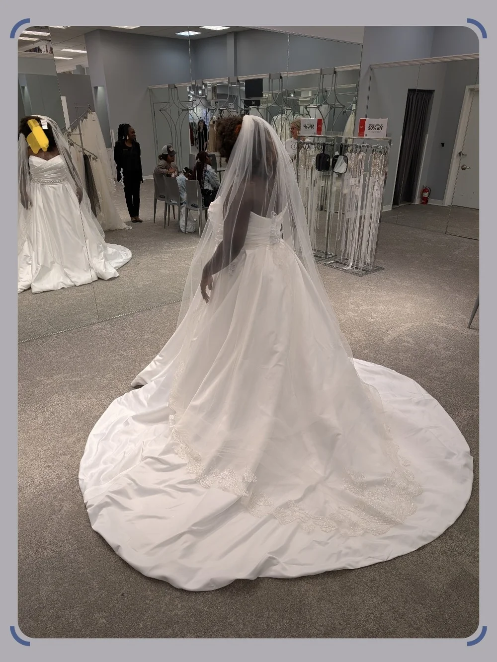 White Strapless Wedding Gown (Veil Not Included) - Oleg Cassini